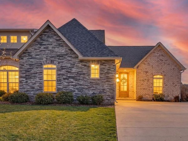 1073 Veridian Dr, Unit B, Clarksville, TN 37043