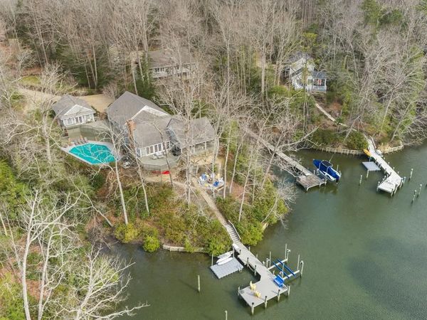 593 Glebe Road, IRVINGTON, VA 22480