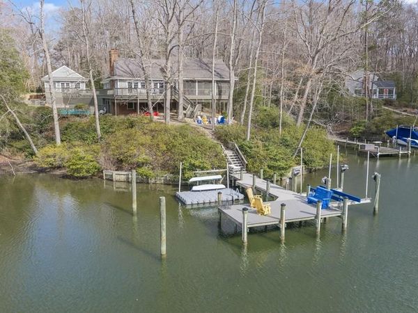 593 Glebe Road, IRVINGTON, VA 22480