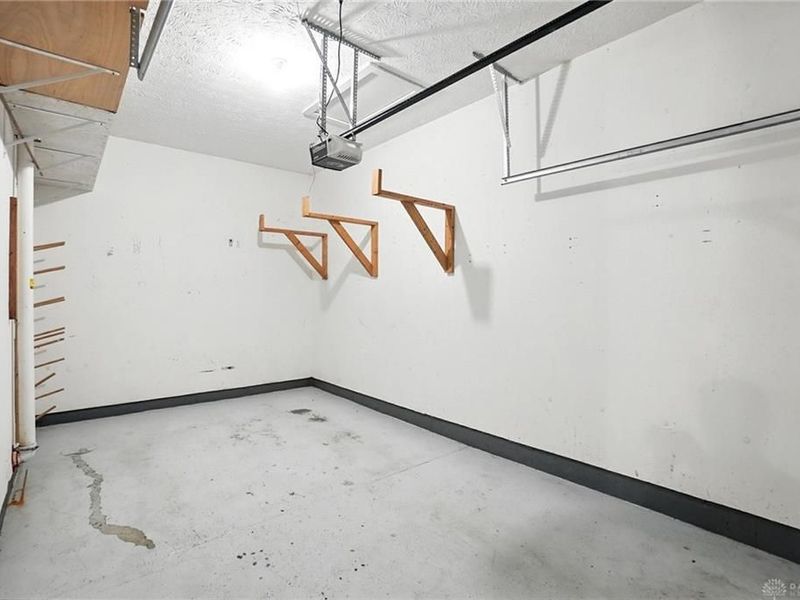 4212 Seema Drive, Dayton, OH 45440 Photo 42