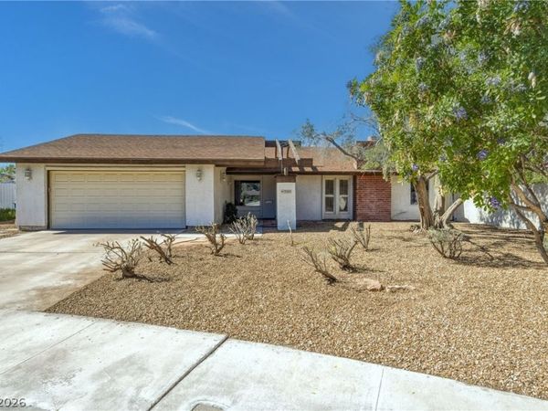 2305 Latigo Circle, Las Vegas, NV 89119