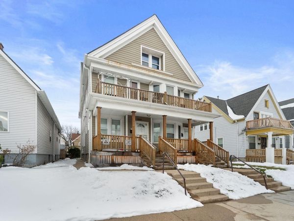 3143 N Holton STREET, Unit 3145, Milwaukee, WI 53212