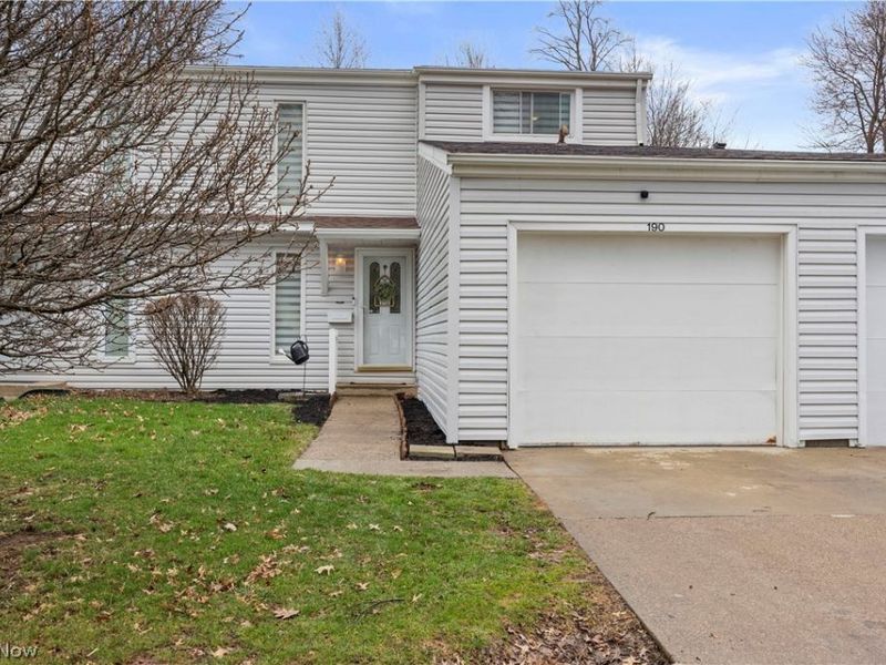 190 Deepwood Drive, Wadsworth, OH 44281 Photo 1