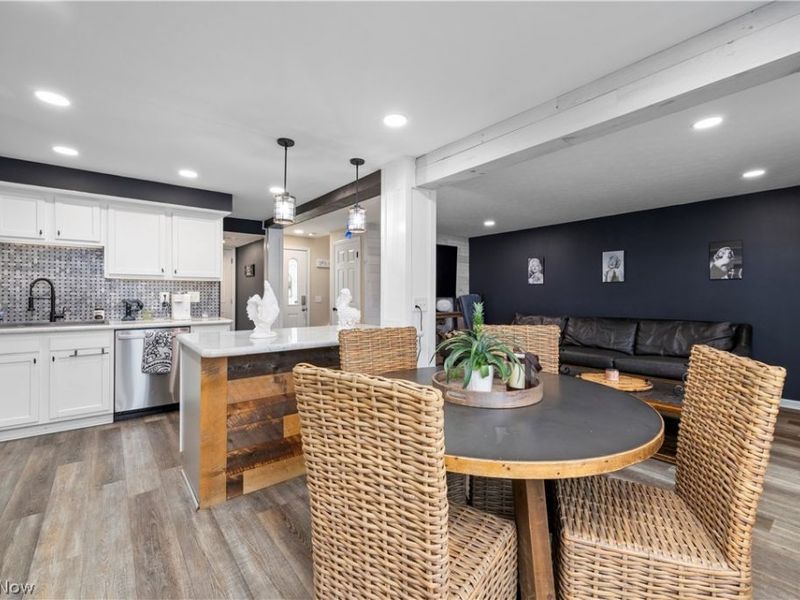 190 Deepwood Drive, Wadsworth, OH 44281 Photo 10