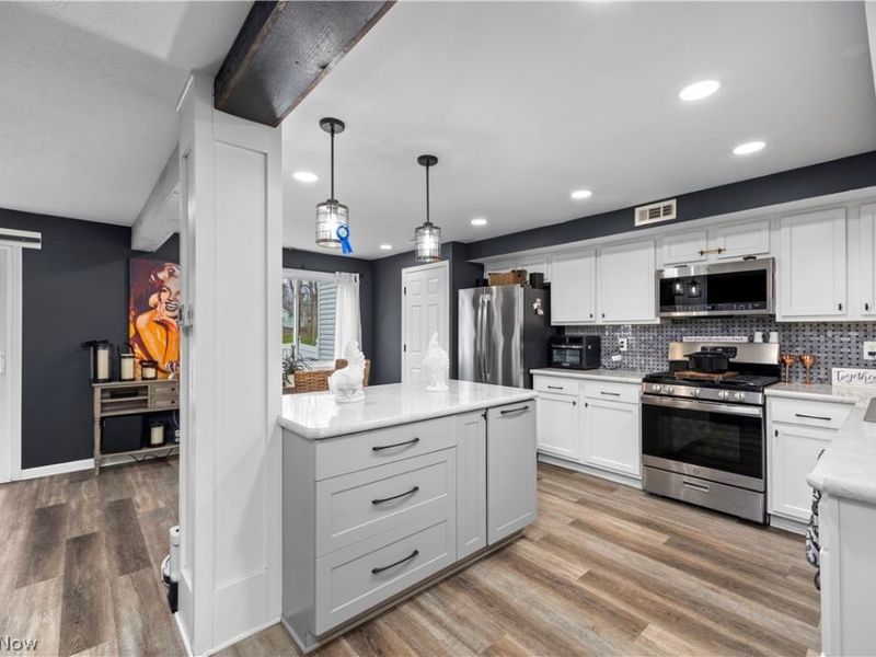 190 Deepwood Drive, Wadsworth, OH 44281 Photo 15