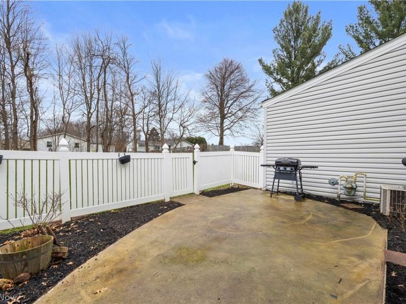 190 Deepwood Drive, Wadsworth, OH 44281 Photo 29