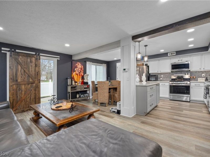 190 Deepwood Drive, Wadsworth, OH 44281 Photo 5