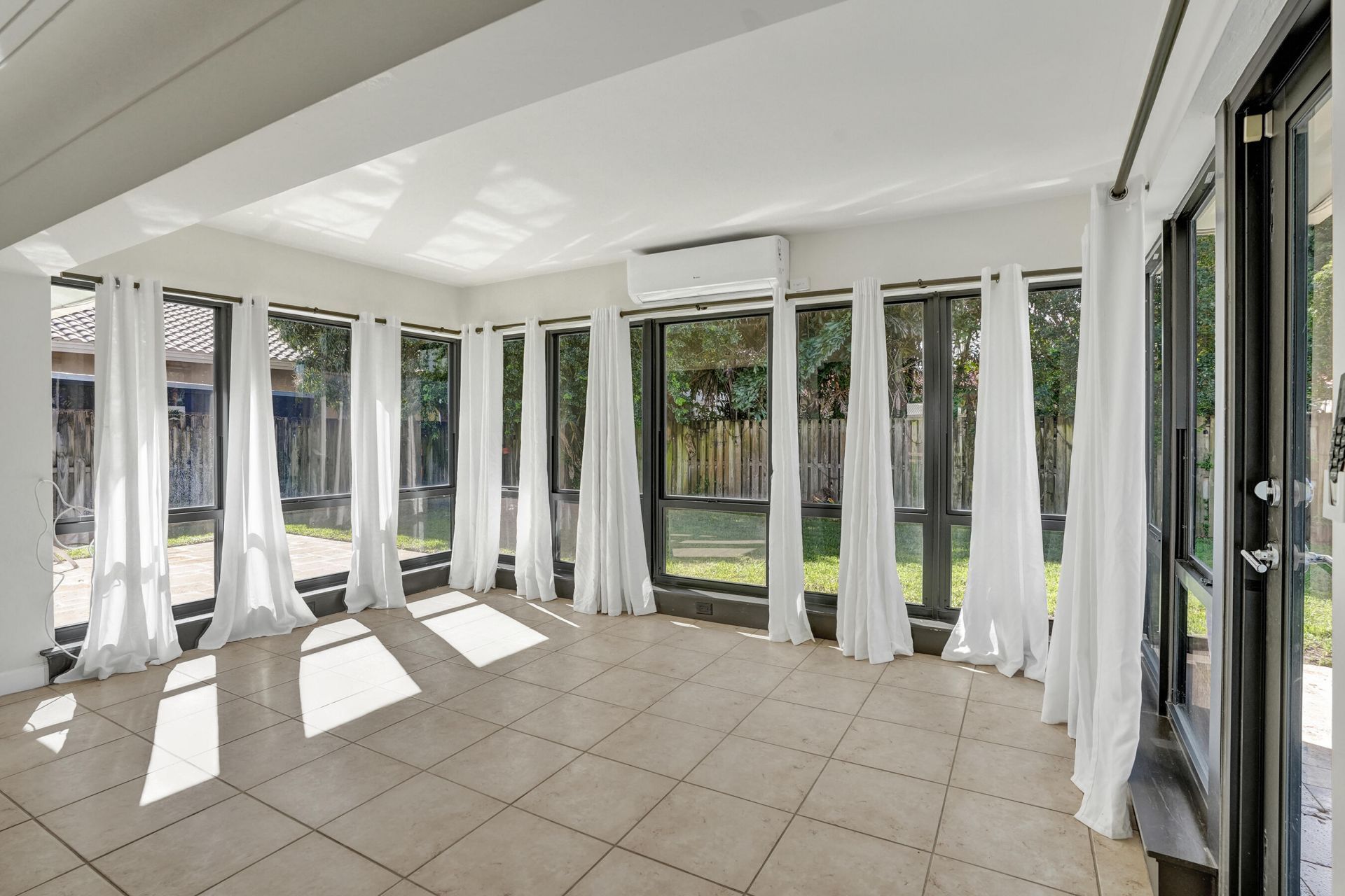 2674 NE 8th Court, Pompano Beach, FL 33062 Photo