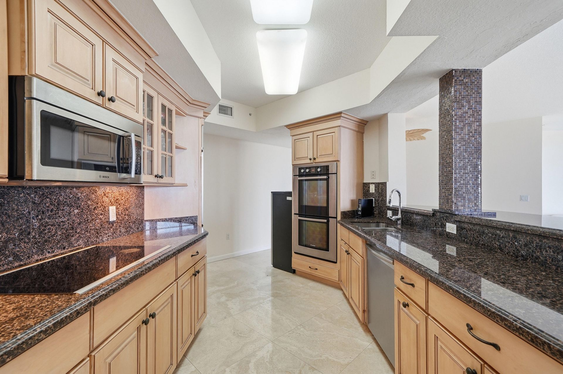 6051 N Ocean Drive, Unit 1003, Hollywood, FL 33019 Photo