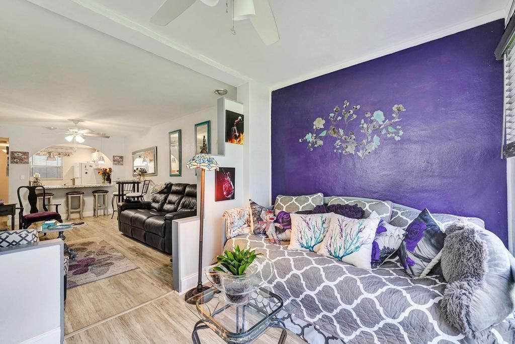 9480 Poinciana Place, Unit 201, Davie, FL 33324 Photo