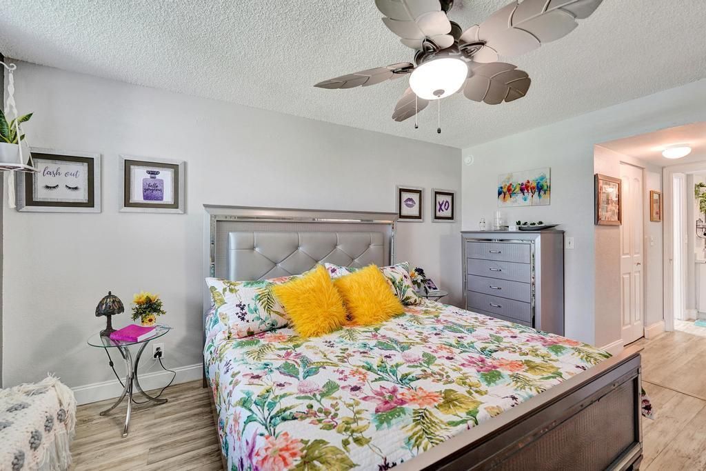 9480 Poinciana Place, Unit 201, Davie, FL 33324 Photo