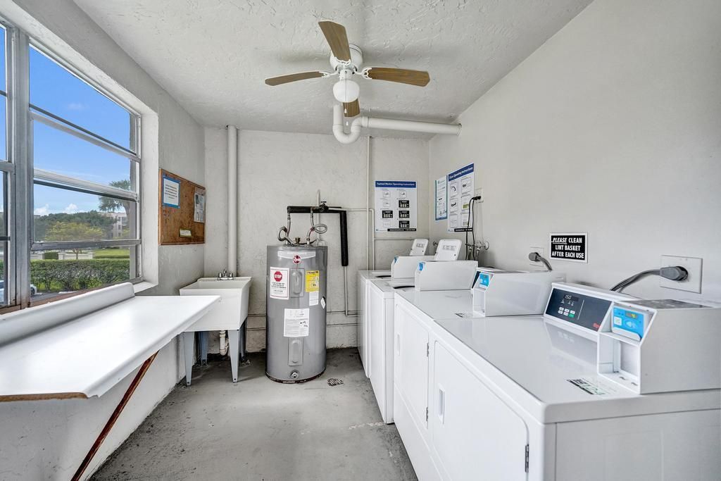 9480 Poinciana Place, Unit 201, Davie, FL 33324 Photo