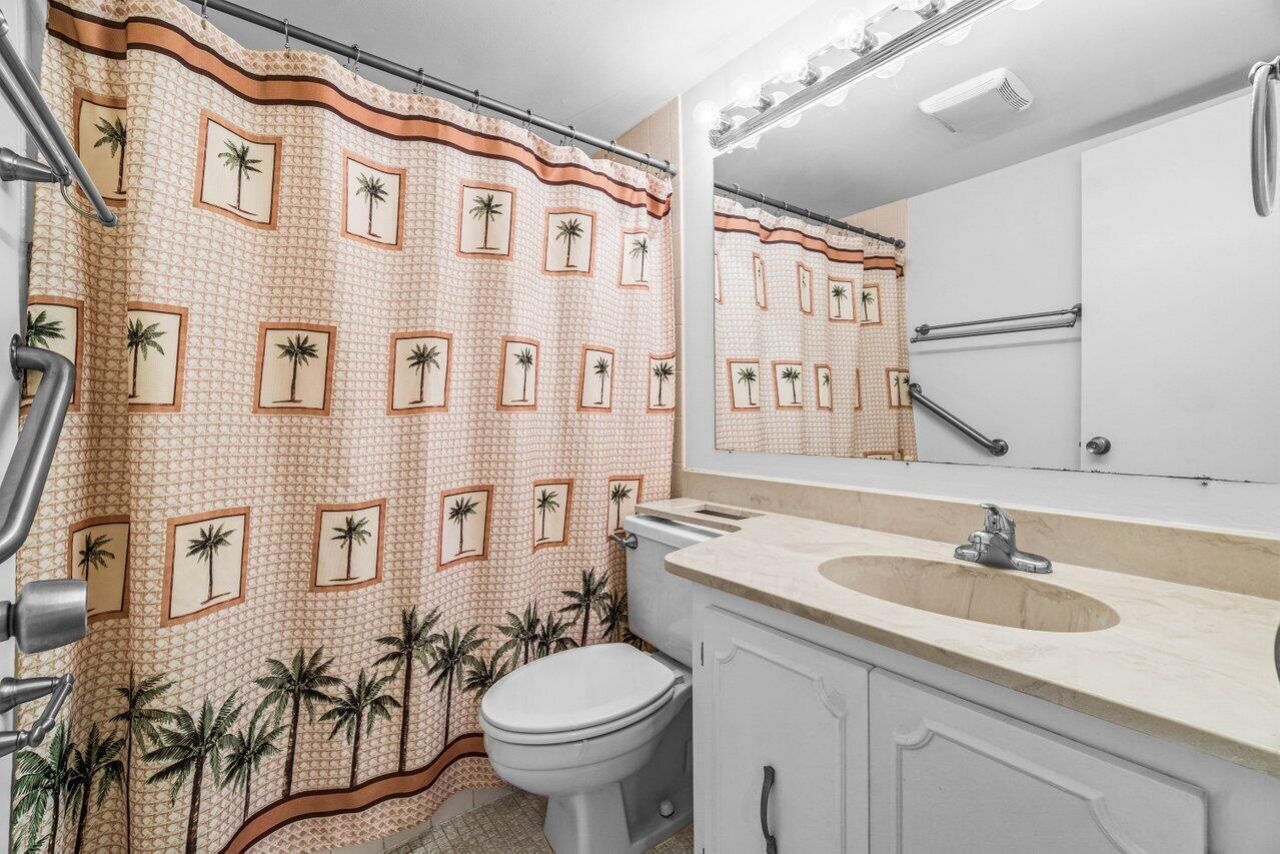 2010 S Federal Highway, Unit 101, Boynton Beach, FL 33435 Photo