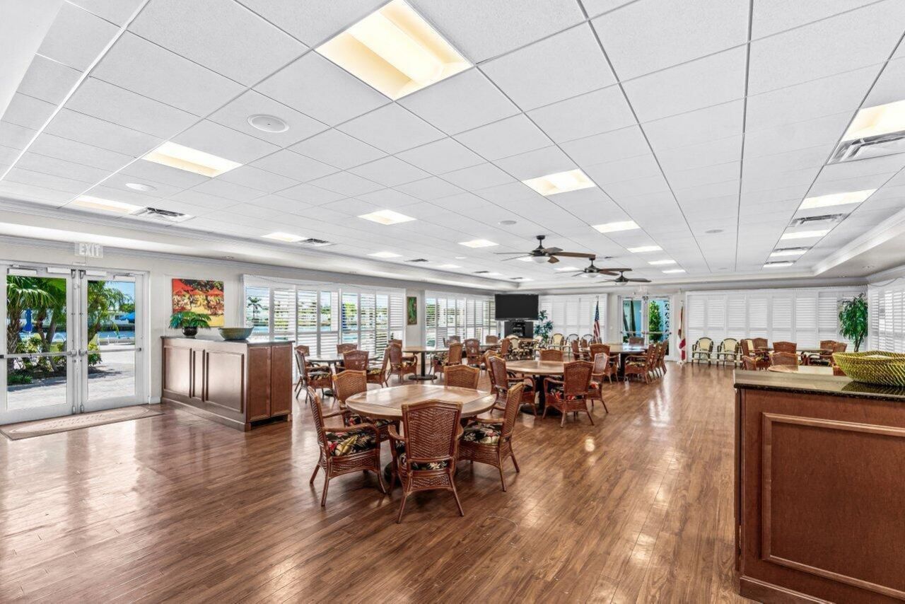 2010 S Federal Highway, Unit 101, Boynton Beach, FL 33435 Photo