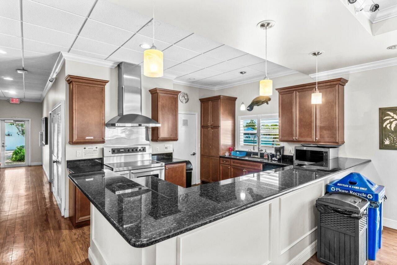 2010 S Federal Highway, Unit 101, Boynton Beach, FL 33435 Photo