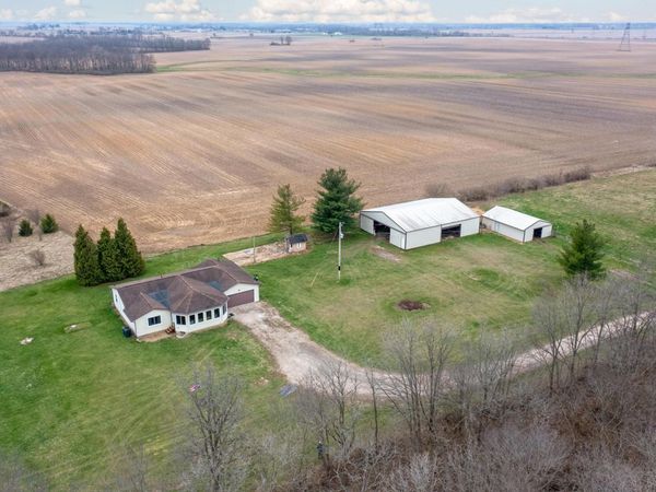 9161 Cochran Road , Williamsport, OH 43164