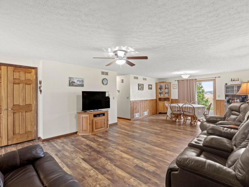 9161 Cochran Road , Williamsport, OH 43164 Photo 10