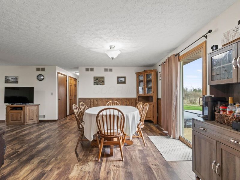 9161 Cochran Road , Williamsport, OH 43164 Photo 13