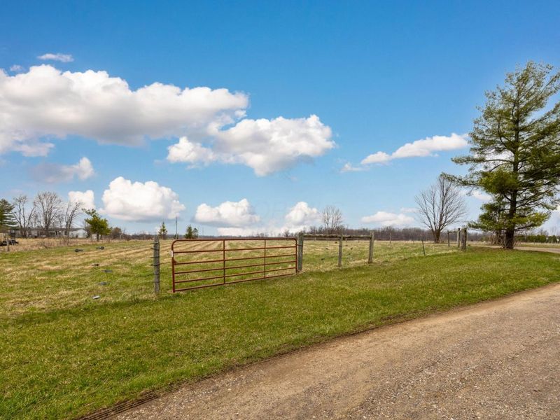 9161 Cochran Road , Williamsport, OH 43164 Photo 60