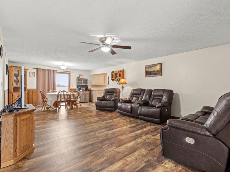 9161 Cochran Road , Williamsport, OH 43164 Photo 9