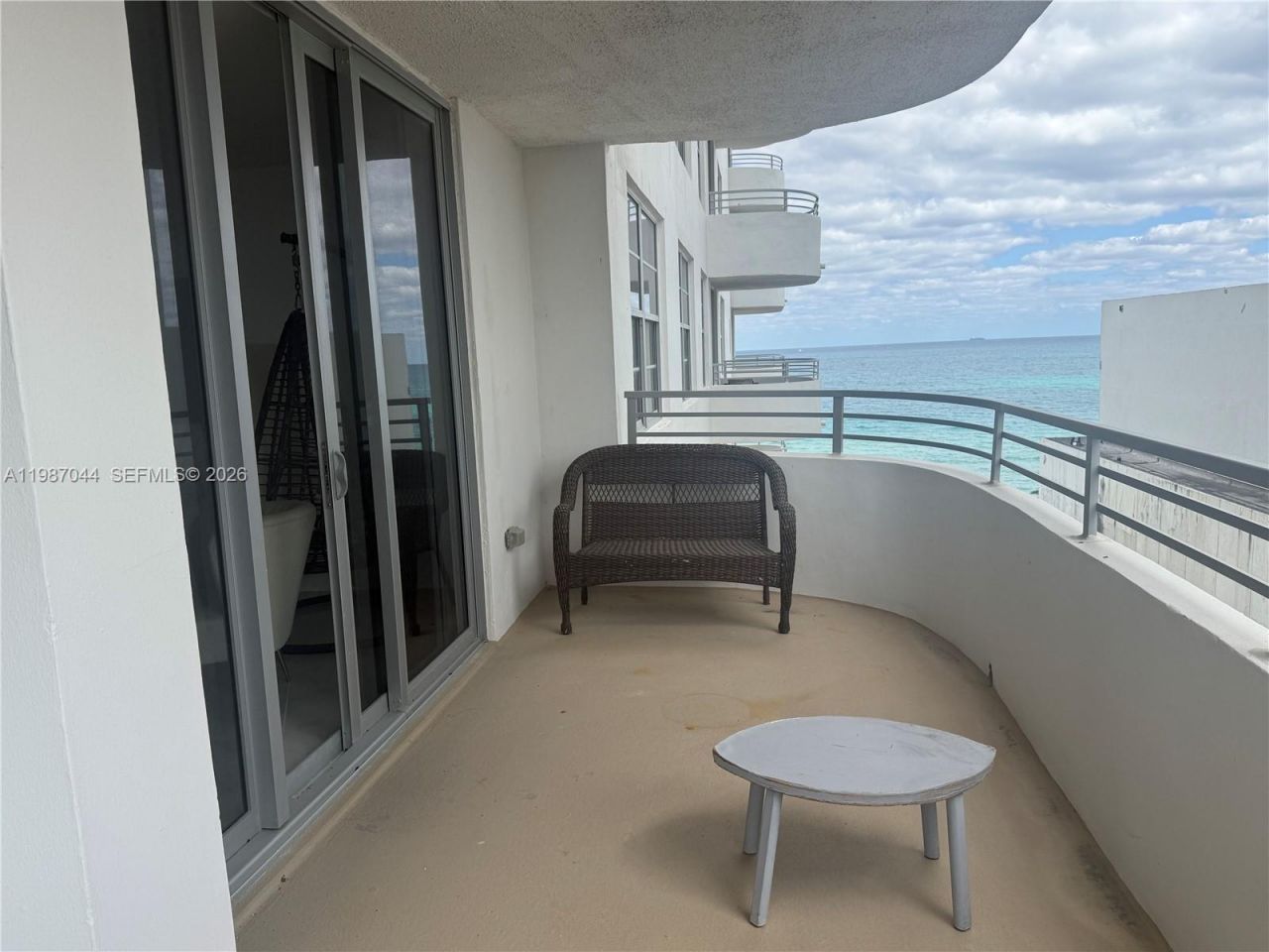 5555 Collins Ave, Unit 8R, Miami Beach, FL 33140 Photo