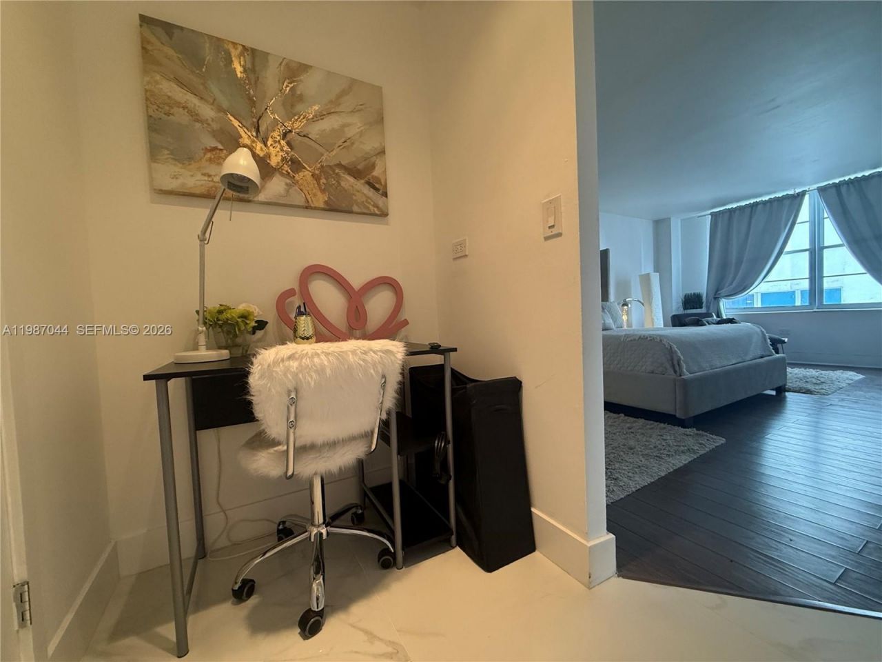 5555 Collins Ave, Unit 8R, Miami Beach, FL 33140 Photo