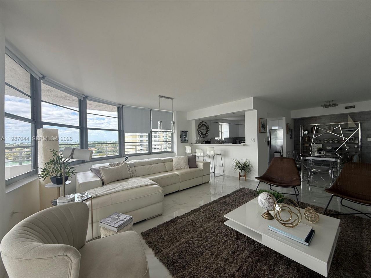 5555 Collins Ave, Unit 8R, Miami Beach, FL 33140 Photo