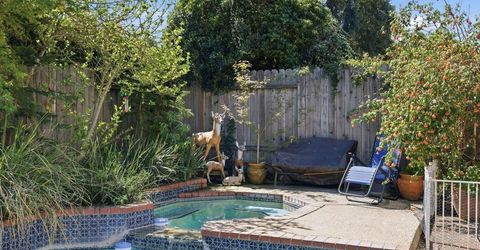 9284 Linda Rio Dr, Sacramento, CA 95826 Photo