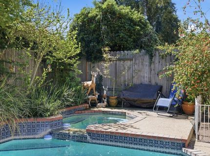 9284 Linda Rio Dr, Sacramento, CA 95826 Photo