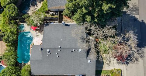 9284 Linda Rio Dr, Sacramento, CA 95826 Photo