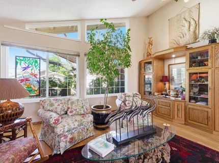 9284 Linda Rio Dr, Sacramento, CA 95826 Photo