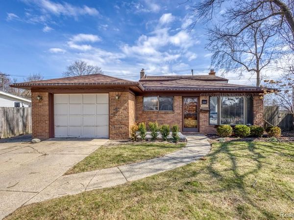 8269 Ziegler Street, Taylor, MI 48180