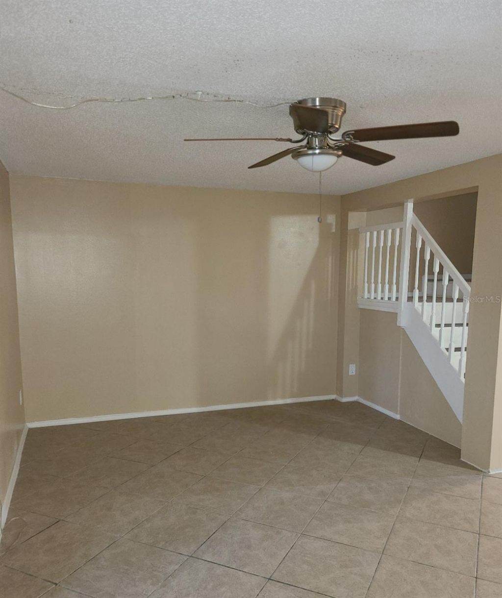 4916 Silver Oaks Vlg, Unit E, Orlando, FL 32808 Photo
