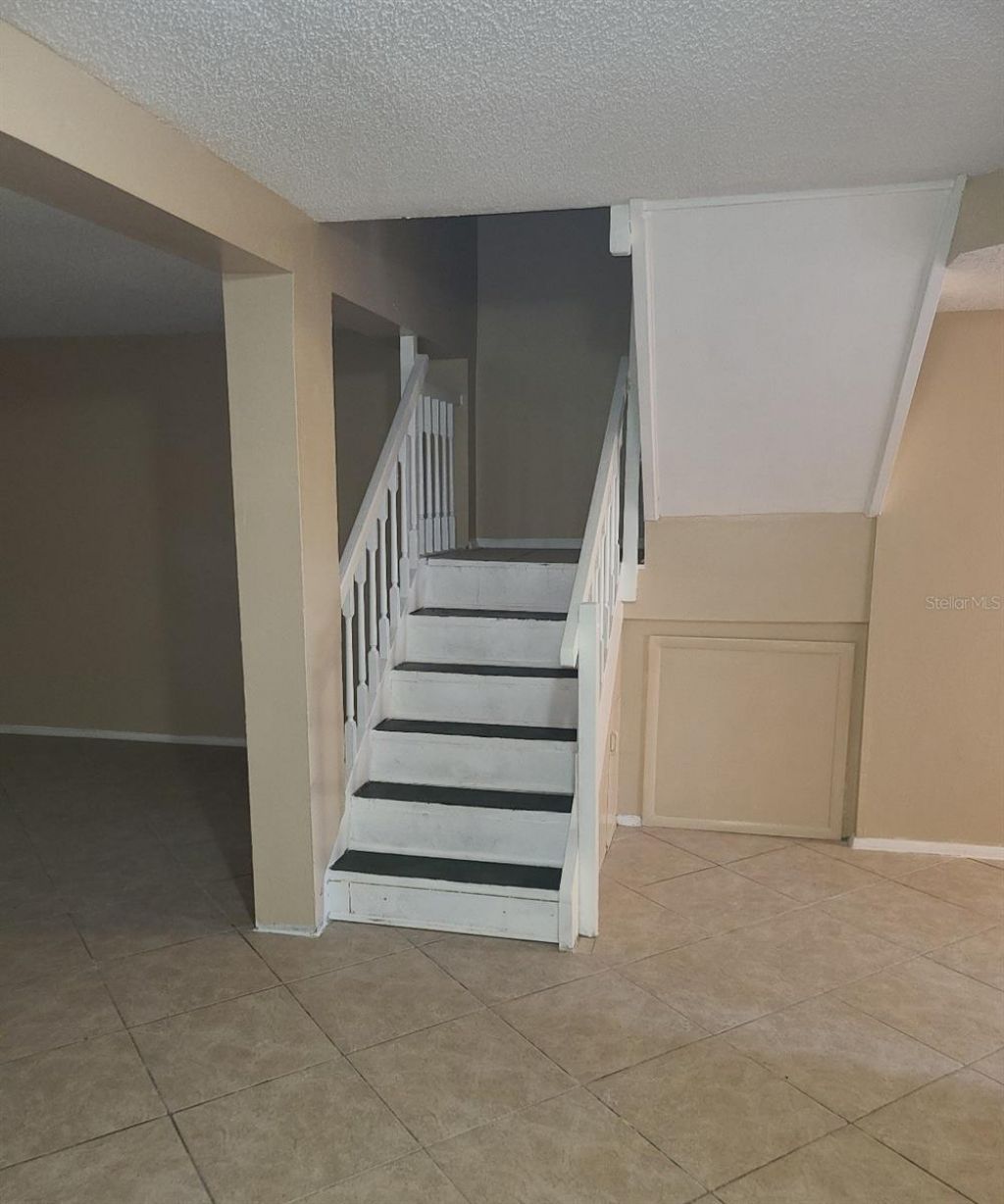 4916 Silver Oaks Vlg, Unit E, Orlando, FL 32808 Photo