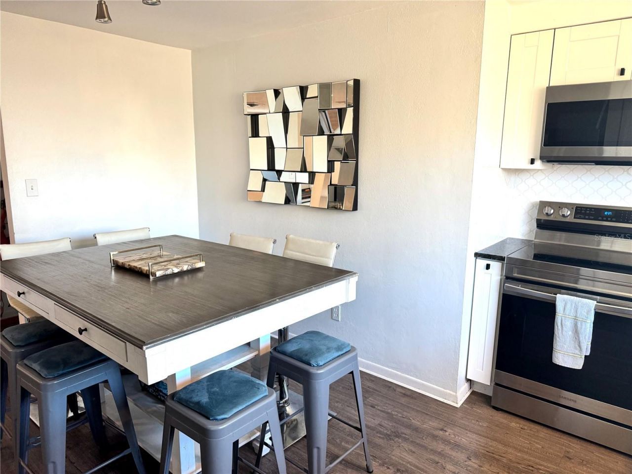 6550 3rd Avenue S, Saint Petersburg, FL 33707 Photo