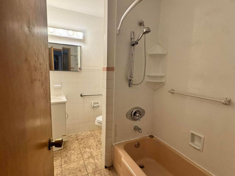 1685 Alcoy Drive, Columbus, OH 43227 Photo 5