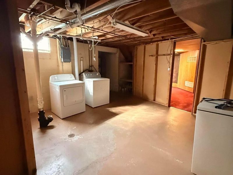 1685 Alcoy Drive, Columbus, OH 43227 Photo 9