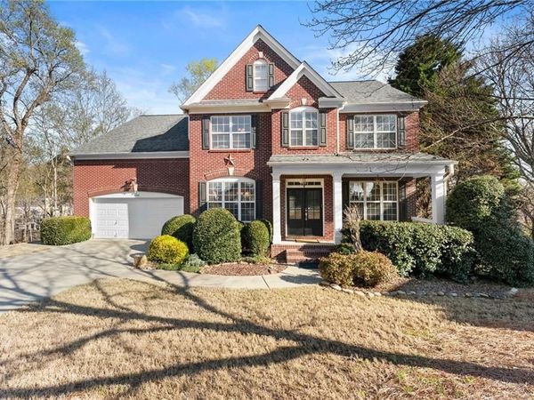 1000 Island Bluff Lane, Buford, GA 30518