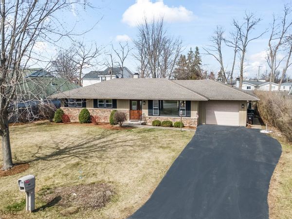 227 Kimball Avenue , Wauconda, IL 60084