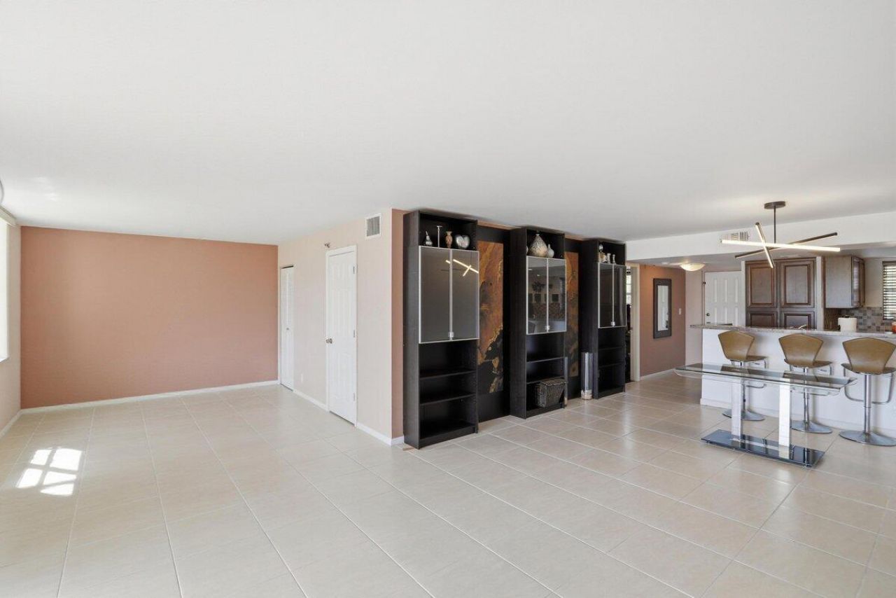 5340 NW 2nd Avenue, Unit 326, Boca Raton, FL 33487 Photo