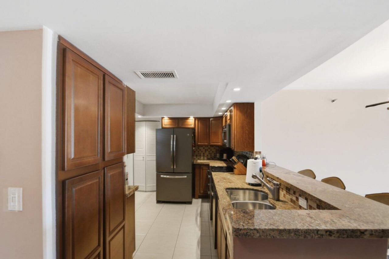 5340 NW 2nd Avenue, Unit 326, Boca Raton, FL 33487 Photo