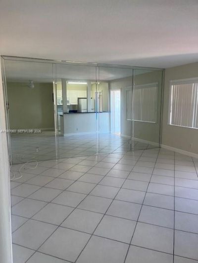 5050 Bayview Dr , Unit 17, Fort Lauderdale, FL 33308 Photo