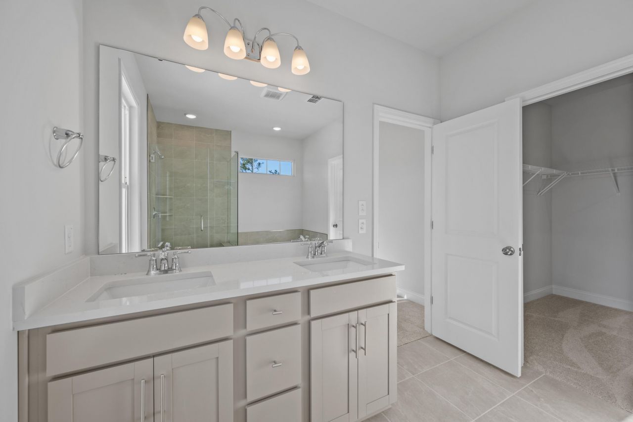 782 Blueway Avenue Photo 24