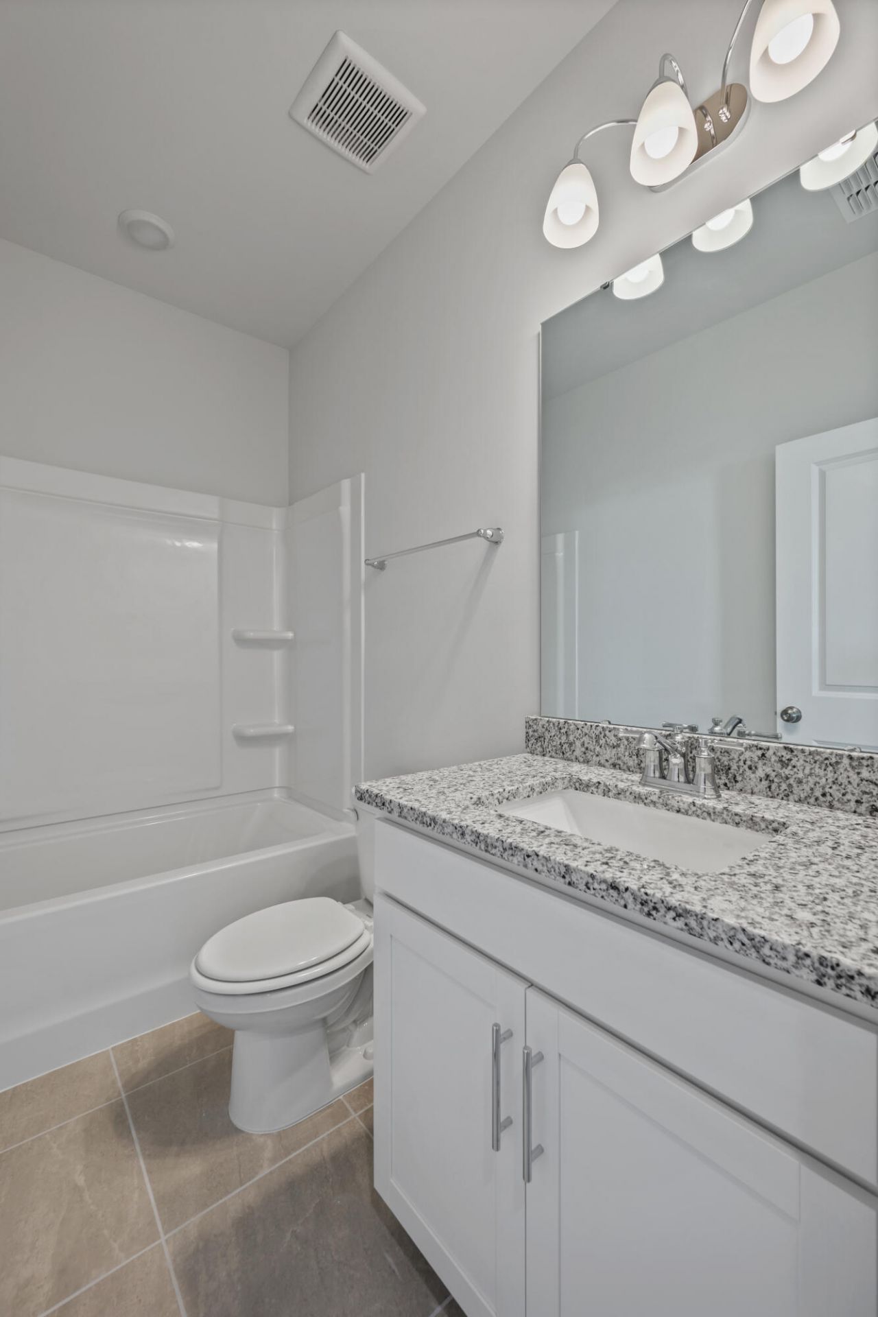 782 Blueway Avenue Photo 28