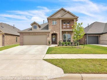 4444 Blue Mist Drive, Fort Worth, TX 76036