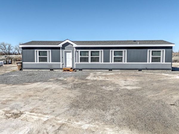 5872 Austin Highway, Fallon, NV 89406