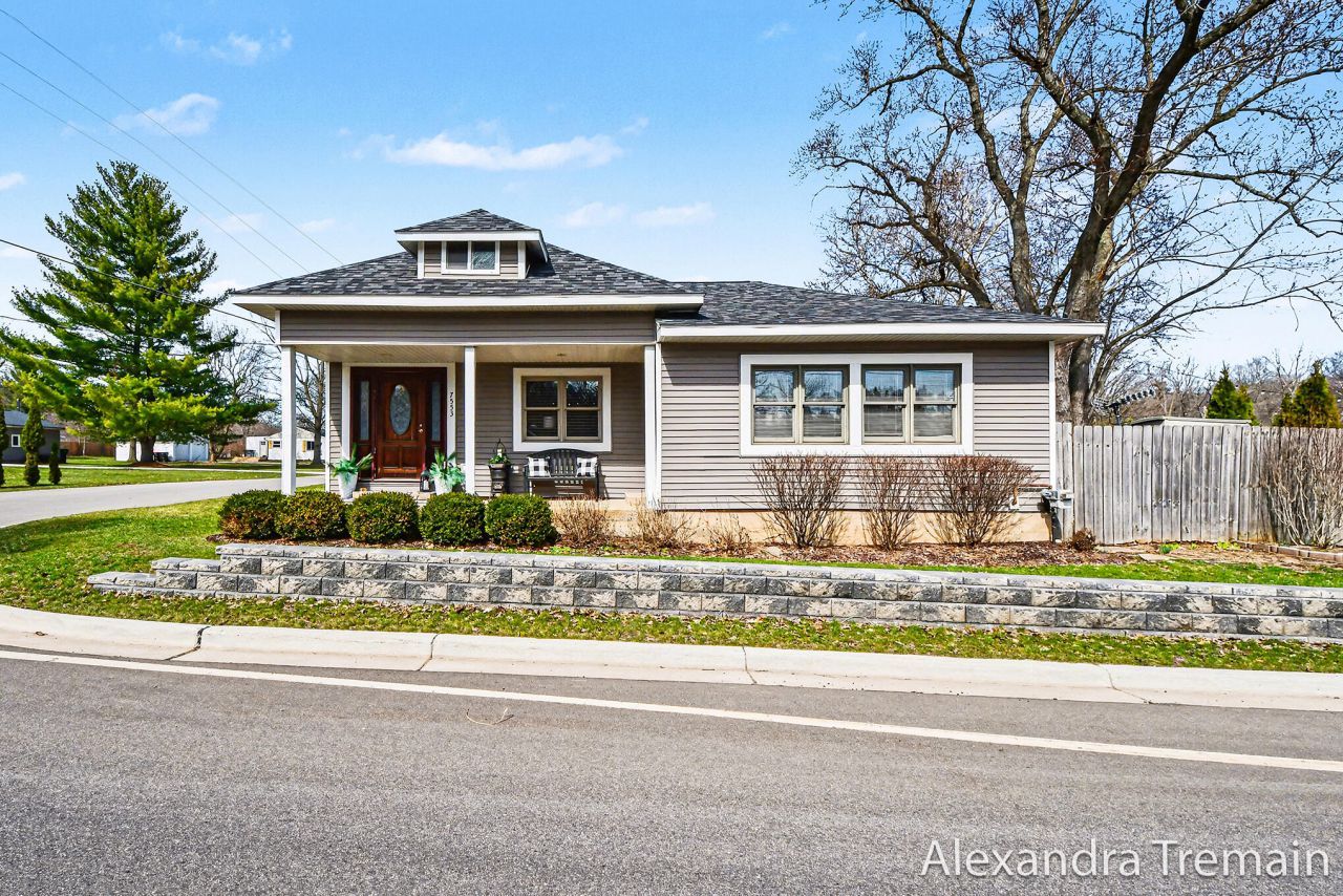 7553 68th Street Se, Caledonia, MI 49316 Main Photo