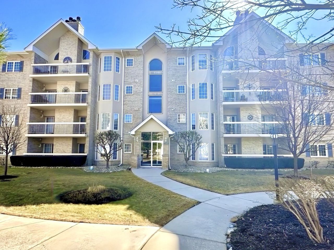 7755 Bristol Park Drive, Unit 4NE, Tinley Park, IL 60477 Main Photo