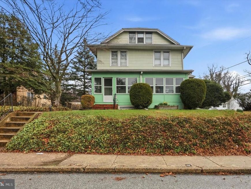 317 E Glenolden Avenue, Glenolden, PA 19036 Main Photo