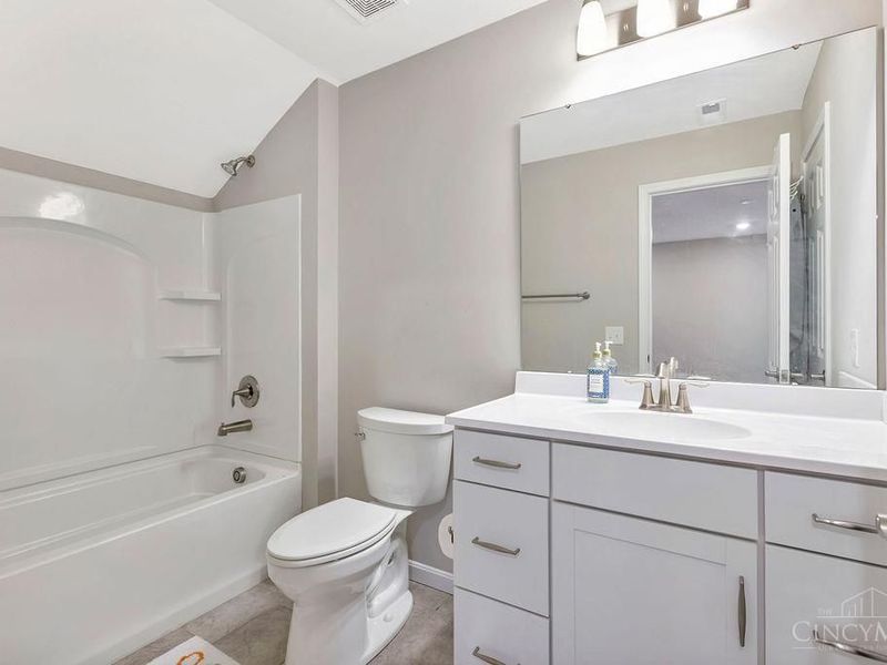 4865 Osprey Pointe Drive, Liberty Township, OH 45011 Photo 26